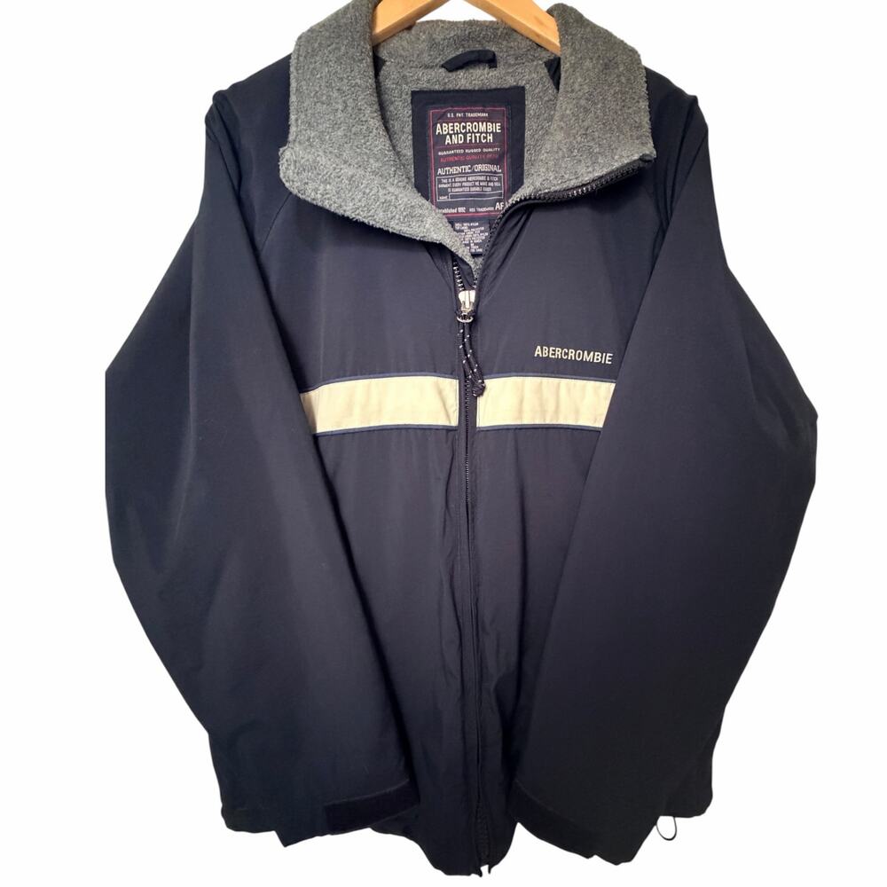 Vintage Abercrombie & Fitch Men’s Medium Navy Fleece-Lined Jacket
